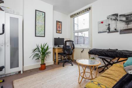 2 bedroom apartment to rent - Seymour Road, London, E10 - Property View 2