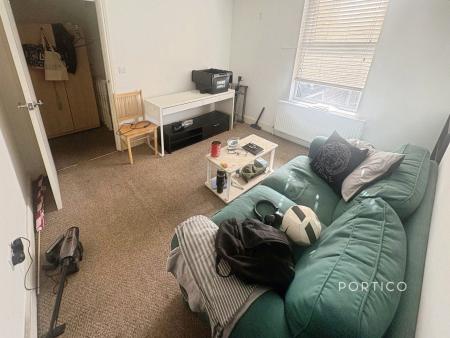 2 bedroom apartment to rent - Portway, London, E15 - Property View 3