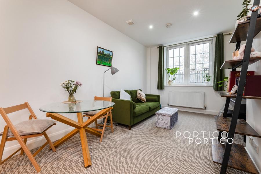 1 bedroom apartment to rent - Broadway, London, E15 - Property View 1