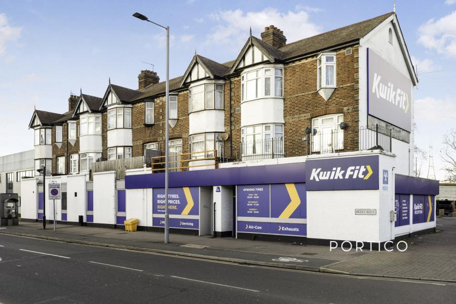 3 bedroom apartment to rent - Billet Road, London, E17 - Property View 1