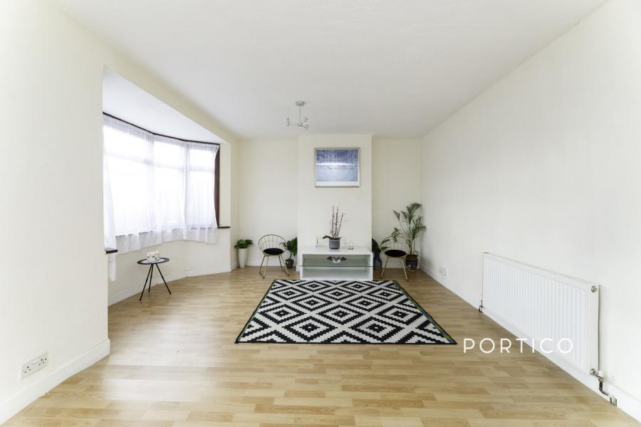3 bedroom apartment to rent - Billet Road, London, E17 - Property View 3