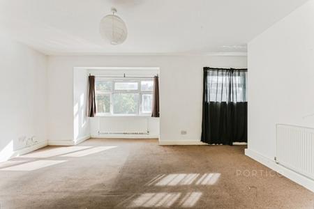 2 bedroom property to rent - Gloucester Road, London, E17 - Property View 3