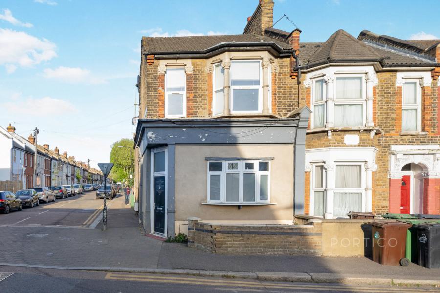 2 bedroom property to rent - Blackhorse Lane, London, E17 - Property View 1
