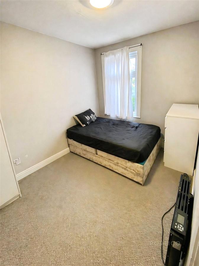 property to rent - Fulbourne Road, London, E17 - Property View 2