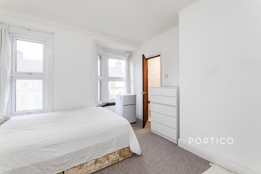 1 bedroom studio to rent - Fulbourne Road, London, E17 - Property View 2