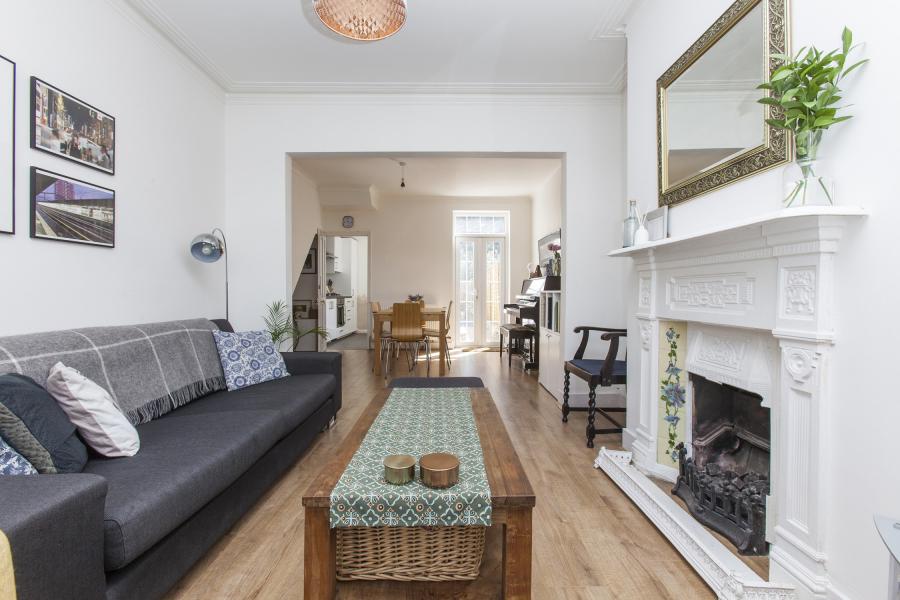 3 bedroom house to rent - Marten Road, London, E17 - Property View 2