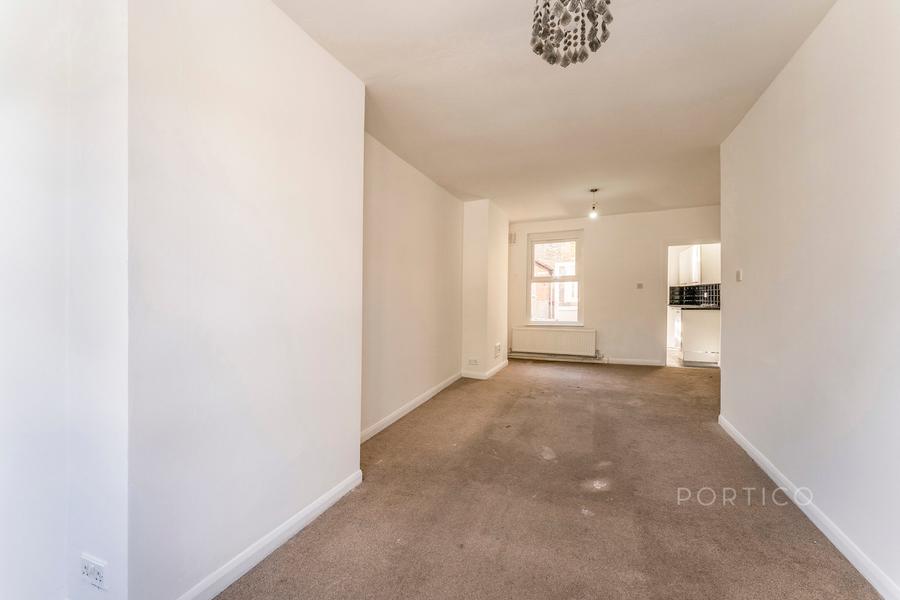 2 bedroom house to rent - Bounces Road, London, N9 - Property View 2