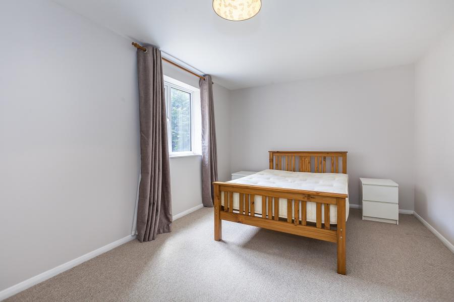 1 bedroom apartment to rent - Greenacre Gardens, Walthamstow, London, E17 - Property View 2