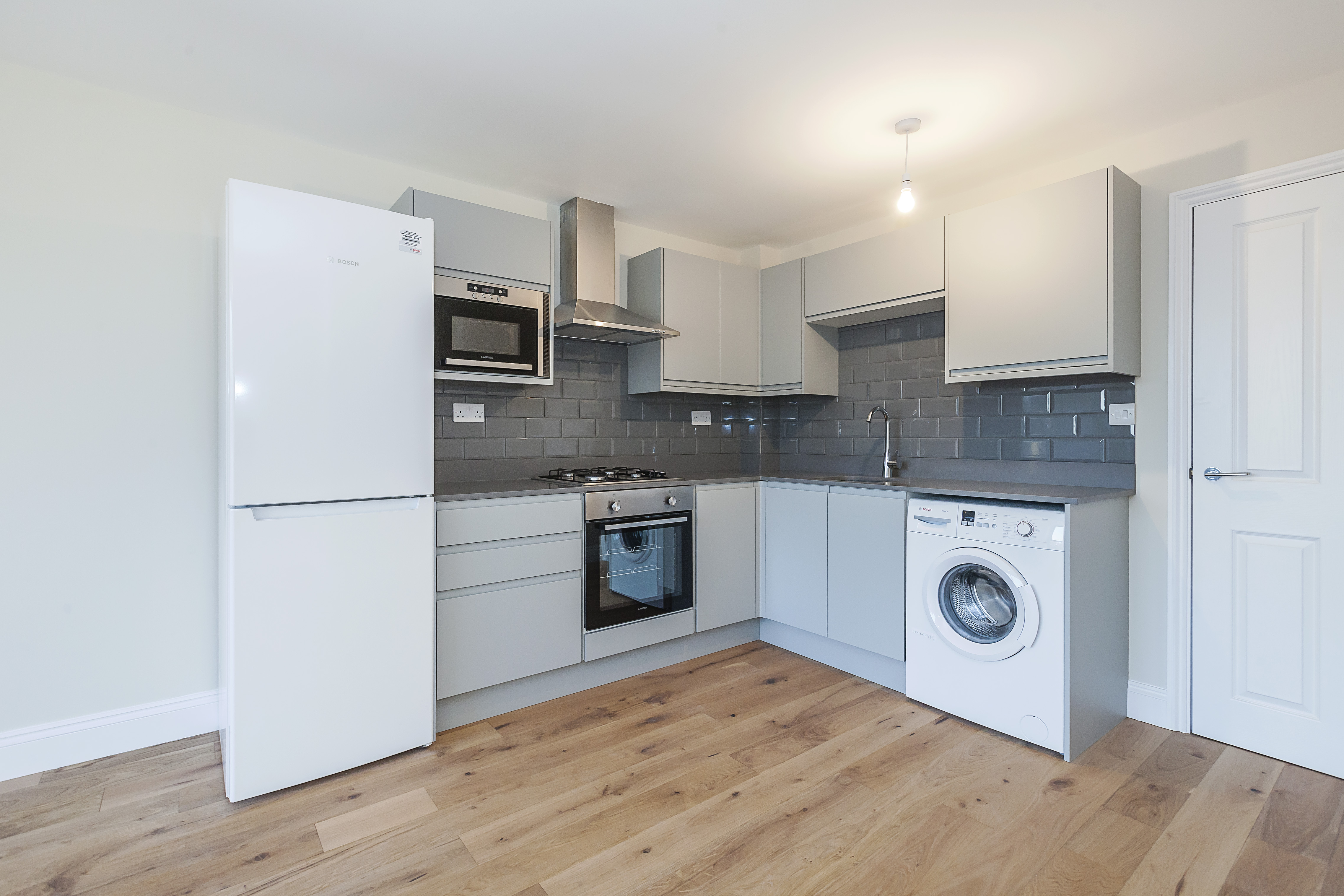 1 bedroom apartment to rent - Grosvenor Park Road, London, E17 - Property View 1