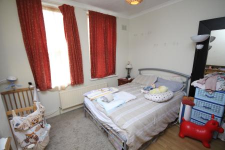 2 bedroom apartment to rent - Badlis Road, London, E17 - Property View 3