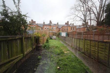 2 bedroom apartment to rent - Badlis Road, London, E17 - Property View 2