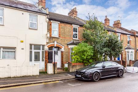2 bedroom apartment to rent - Brighton Avenue, London, E17 - Property View 1