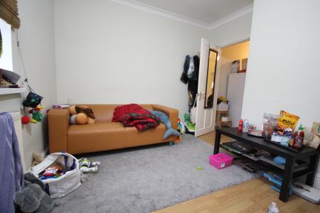 2 bedroom apartment to rent - Albion Road, London, E17 - Property View 2