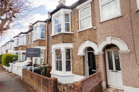 3 bedroom house to rent - Clacton Road, London, E17 - Property View 1