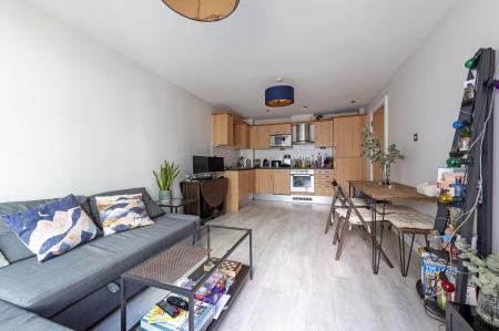1 bedroom apartment to rent - Hardwicks Square, London, SW18 - Property View 3
