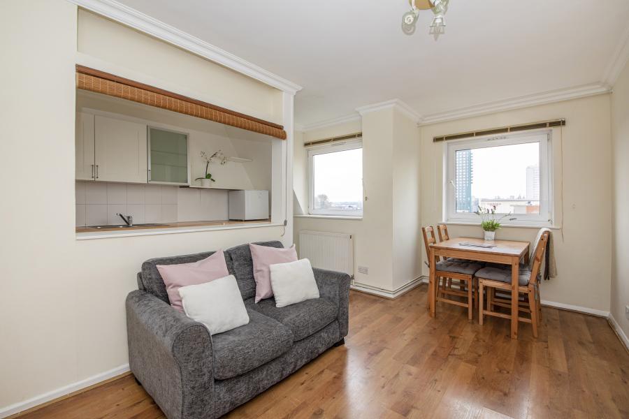 1 bedroom apartment to rent - St. Ann's Hill, London, SW18 - Property View 1