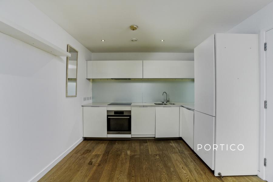 2 bedroom apartment to rent - Hardwicks Square, London, SW18 - Property View 3