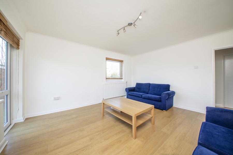 3 bedroom apartment to rent - Fitzhugh Grove, London, SW18 - Property View 2
