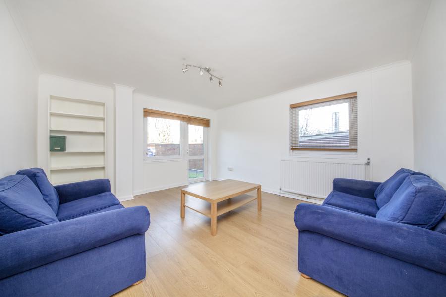 3 bedroom apartment to rent - Fitzhugh Grove, London, SW18 - Property View 1