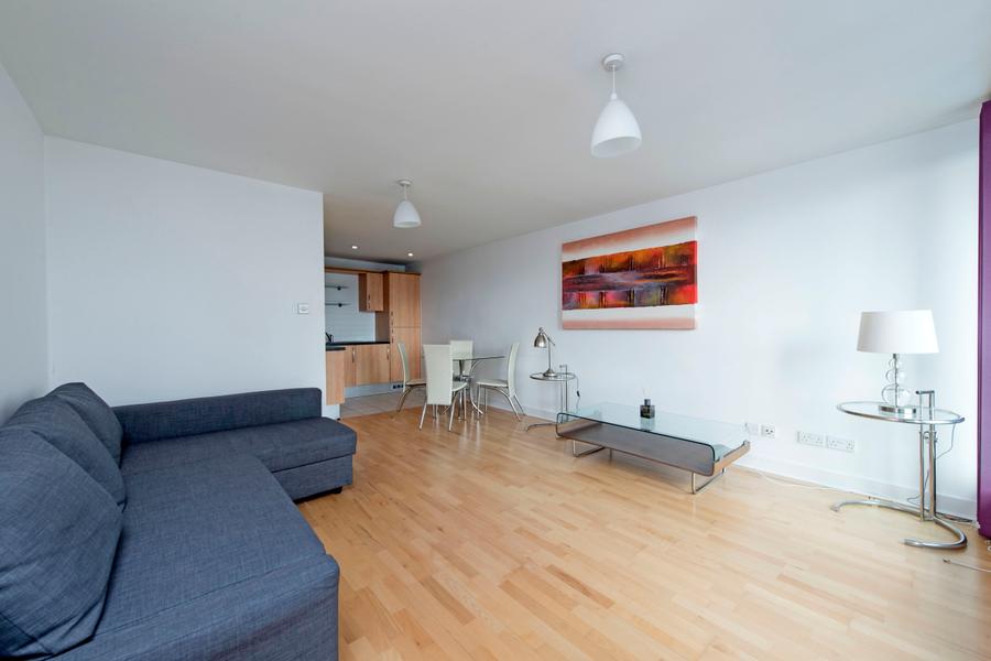 1 bedroom apartment to rent - Hardwicks Square, London, SW18 - Property View 3