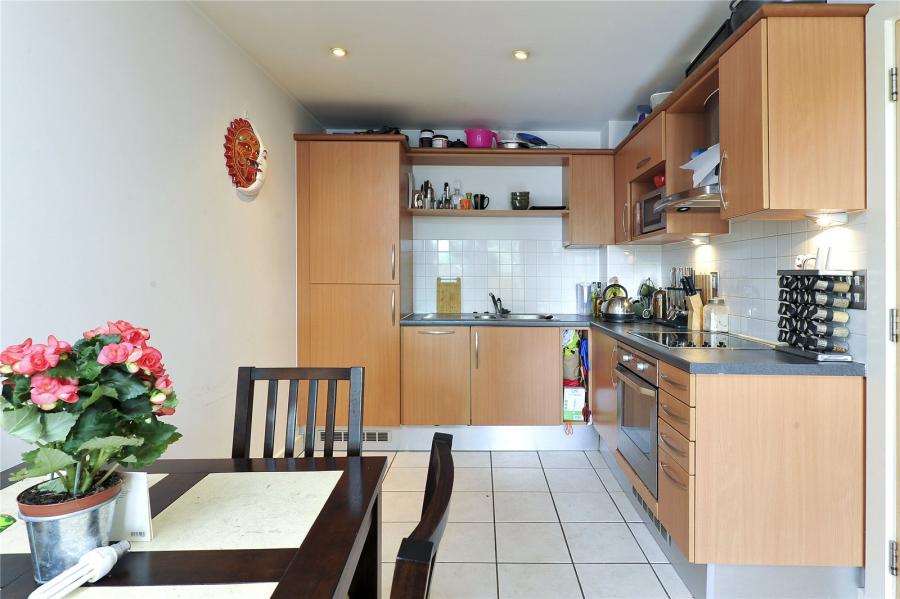 1 bedroom apartment to rent - Hardwicks Square, London, SW18 - Property View 2