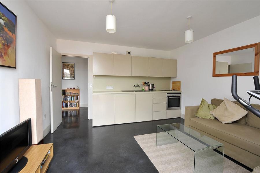 1 bedroom apartment to rent - Garratt Lane, London, SW18 - Property View 1