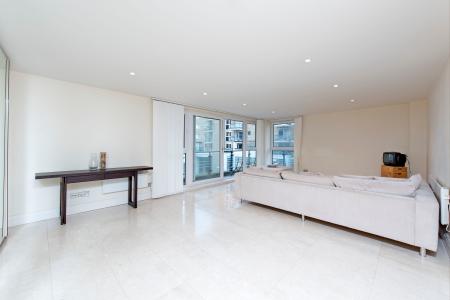 2 bedroom apartment to rent - Smugglers Way, London, SW18 - Property View 3
