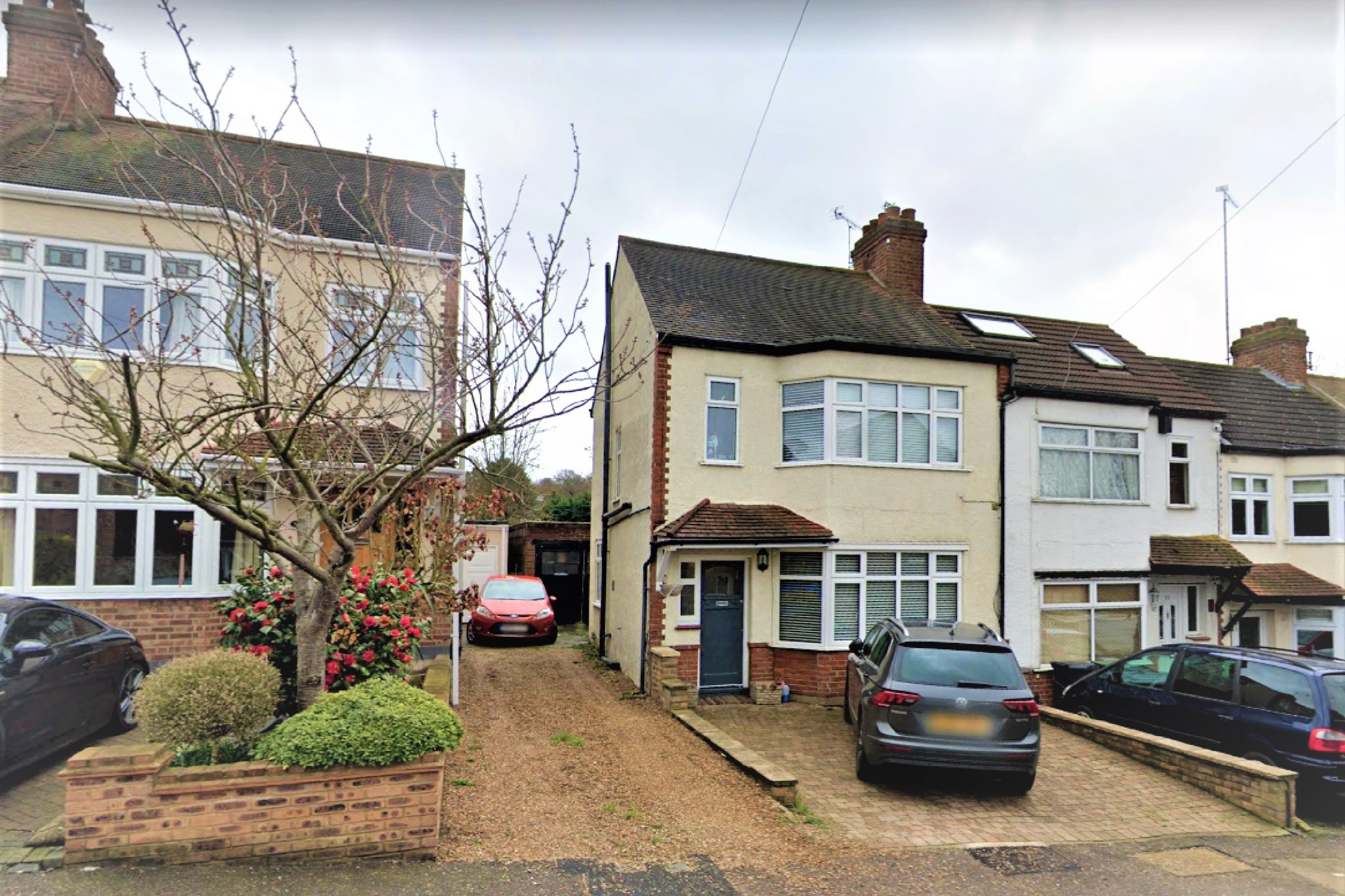 4 bedroom house to rent - Love Lane, Woodford Green, IG8 - Property View 1