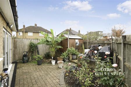 to let tangmere gardens london 61459 - Gibbs Gillespie