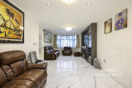 to let tangmere gardens london 61459 - Gibbs Gillespie