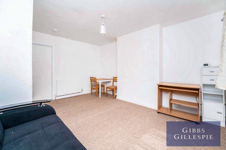 let agreed st. peters road london 46470 - Gibbs Gillespie
