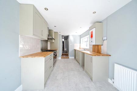 let whitestile road london 60421 - Gibbs Gillespie