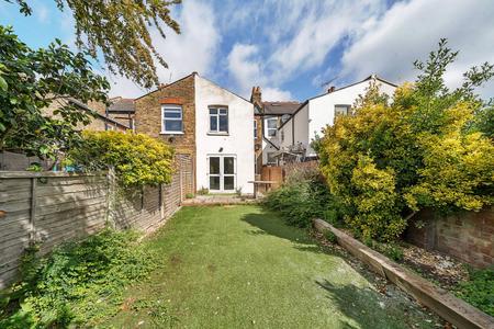 let whitestile road london 60421 - Gibbs Gillespie