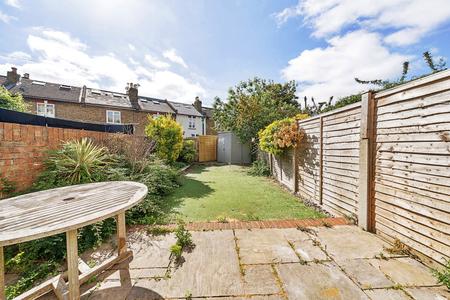 let whitestile road london 60421 - Gibbs Gillespie