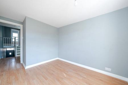 let whitestile road london 60421 - Gibbs Gillespie