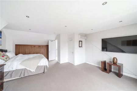 for sale popes lane london 25037 - Gibbs Gillespie