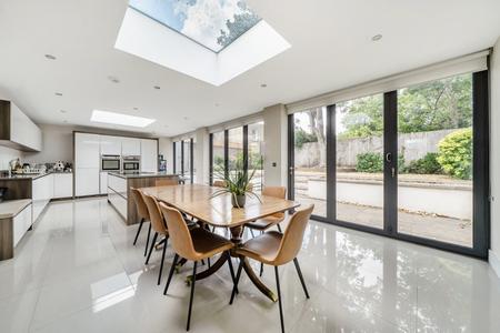 for sale hillcrest road london 23128 - Gibbs Gillespie