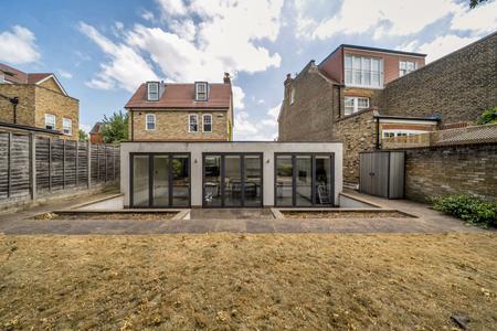 for sale hillcrest road london 23128 - Gibbs Gillespie