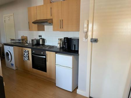 let agreed maxwell house london 46180 - Gibbs Gillespie