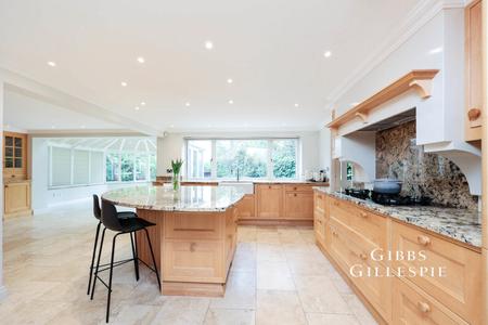 let woodlands london 50097 - Gibbs Gillespie