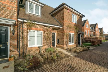 let st. josephs mews london 44772 - Gibbs Gillespie
