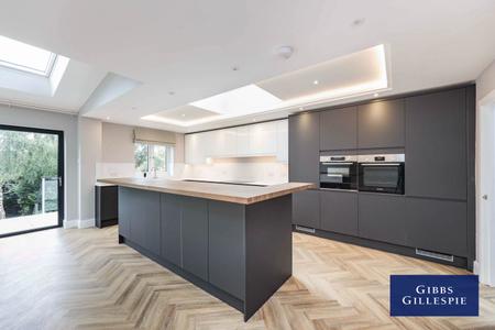 let agreed middle road london 50201 - Gibbs Gillespie