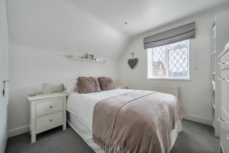 for sale nightingale way london 73725 - Gibbs Gillespie