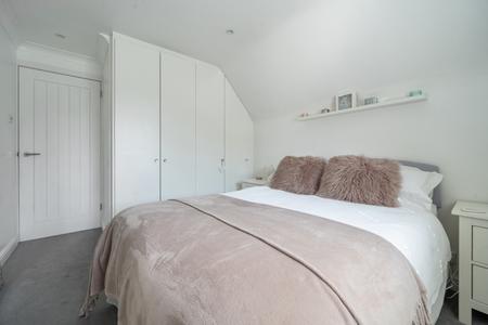 for sale nightingale way london 73725 - Gibbs Gillespie