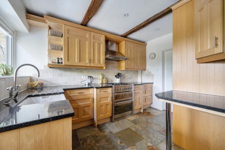 for sale nightingale way london 73725 - Gibbs Gillespie