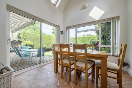 for sale nightingale way london 73725 - Gibbs Gillespie