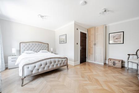 for sale bakers wood london 72051 - Gibbs Gillespie