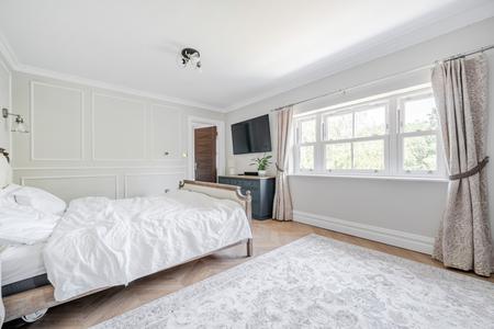for sale bakers wood london 72051 - Gibbs Gillespie