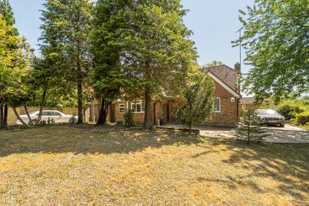 for sale elms road london 41909 - Gibbs Gillespie