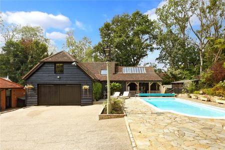 for sale hedgerley lane london 69788 - Gibbs Gillespie